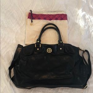 Tory Burch Dena Tote/cross body- black leather